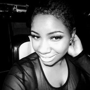 Meet your Posher, Ciara